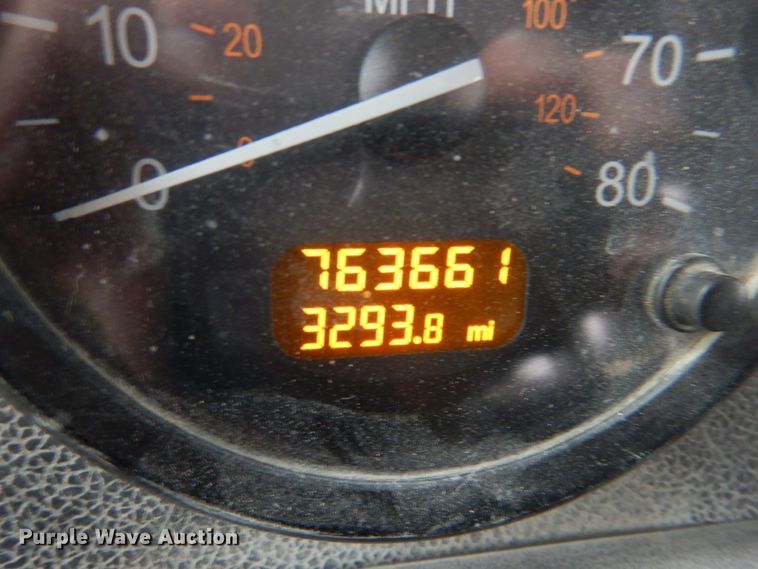 image for item DK1360 2011 Peterbilt 386  semi truck