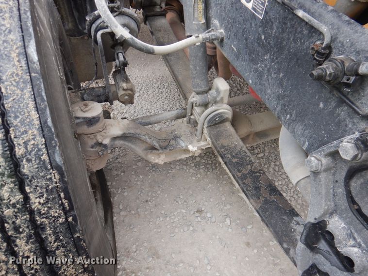 image for item DK1360 2011 Peterbilt 386  semi truck