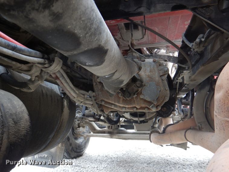 image for item DK1360 2011 Peterbilt 386  semi truck