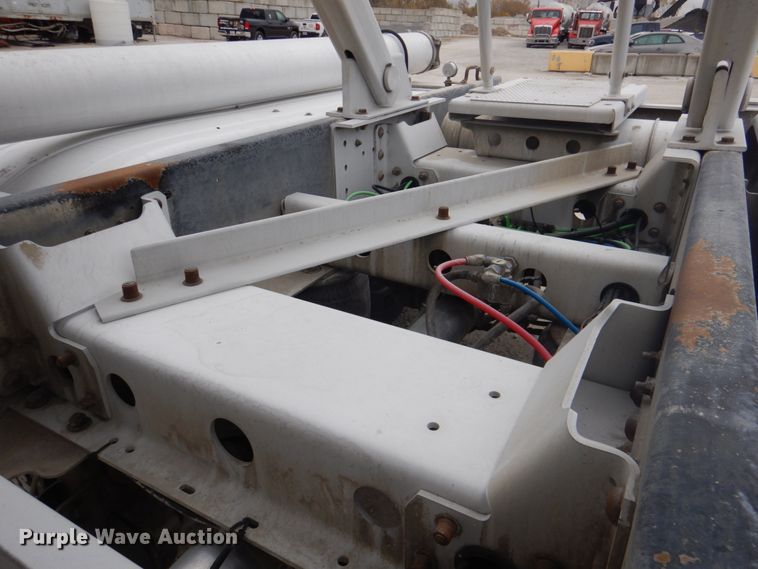 image for item DK1361 2007 Heil  pneumatic dry bulk trailer