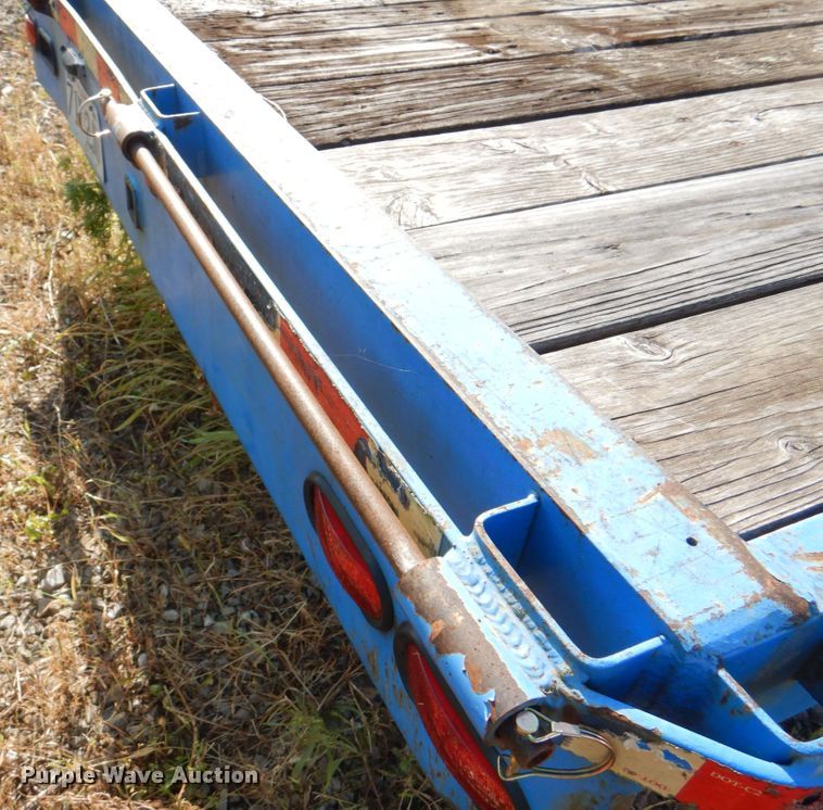 image for item DL0103 1998 Big Tex 18GN-40  equipment trailer