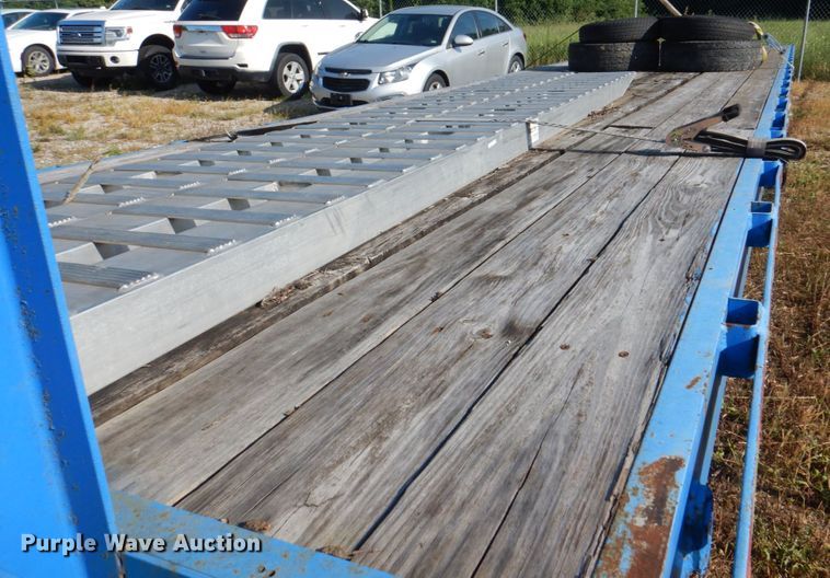 image for item DL0103 1998 Big Tex 18GN-40  equipment trailer