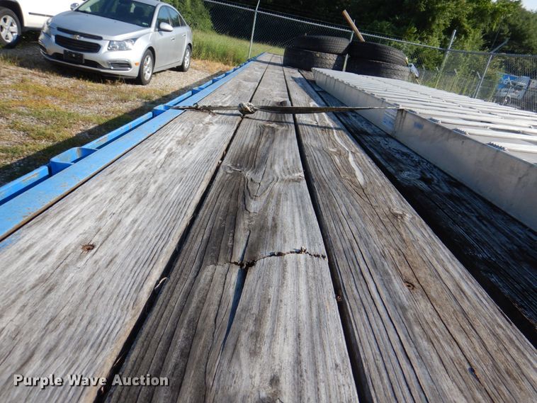 image for item DL0103 1998 Big Tex 18GN-40  equipment trailer