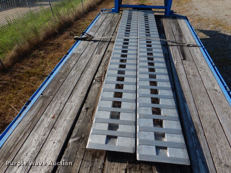 image for item DL0103 1998 Big Tex 18GN-40  equipment trailer