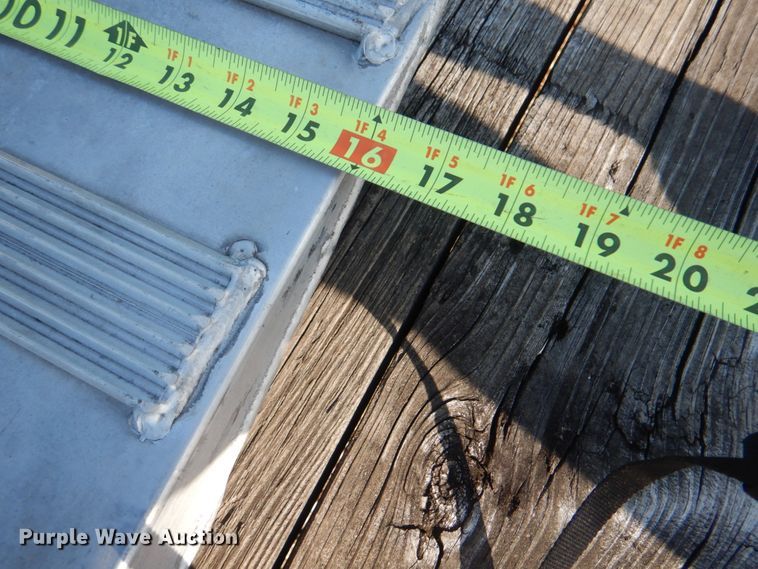 image for item DL0103 1998 Big Tex 18GN-40  equipment trailer