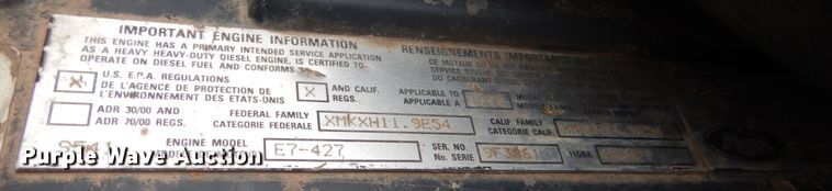 image for item DL0689 2001 Mack CH612  semi truck