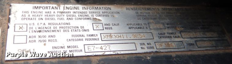 image for item DL0689 2001 Mack CH612  semi truck