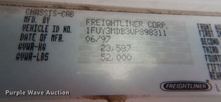 image for item DL0691 1998 Freightliner FLD112  semi truck