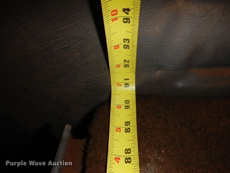 image for item DL0693 1998 International 9200  semi truck