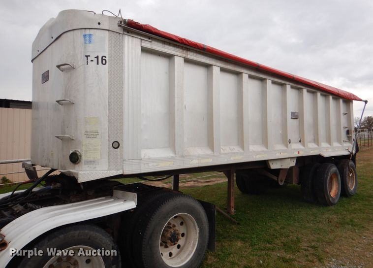 image for item DL0695 1999 Travis S-96  end dump trailer