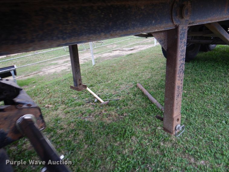 image for item DL0695 1999 Travis S-96  end dump trailer