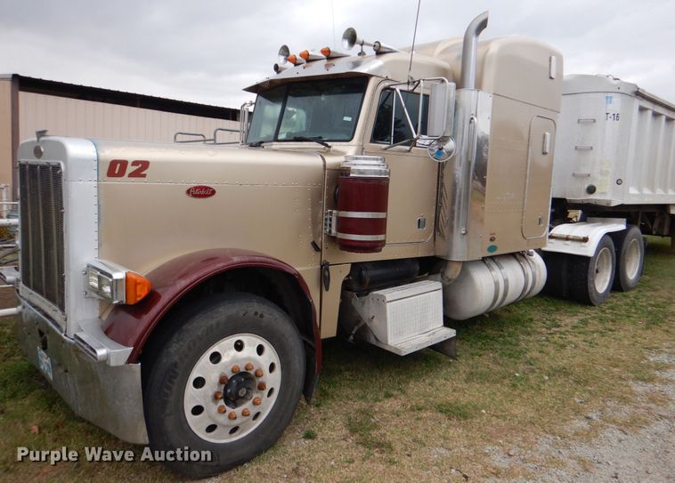 image for item DL0696 2002 Peterbilt 379  semi truck