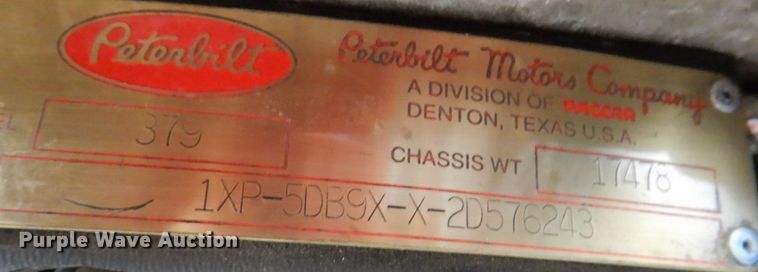 image for item DL0696 2002 Peterbilt 379  semi truck