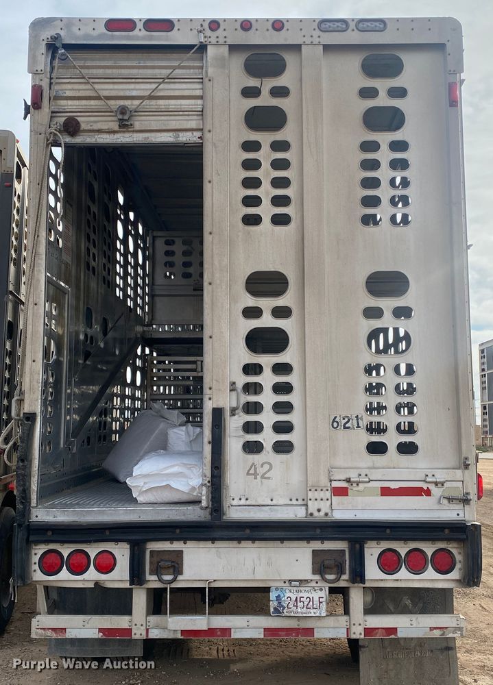 image for item DL6166 2009 Wilson PSADL-400P  livestock trailer