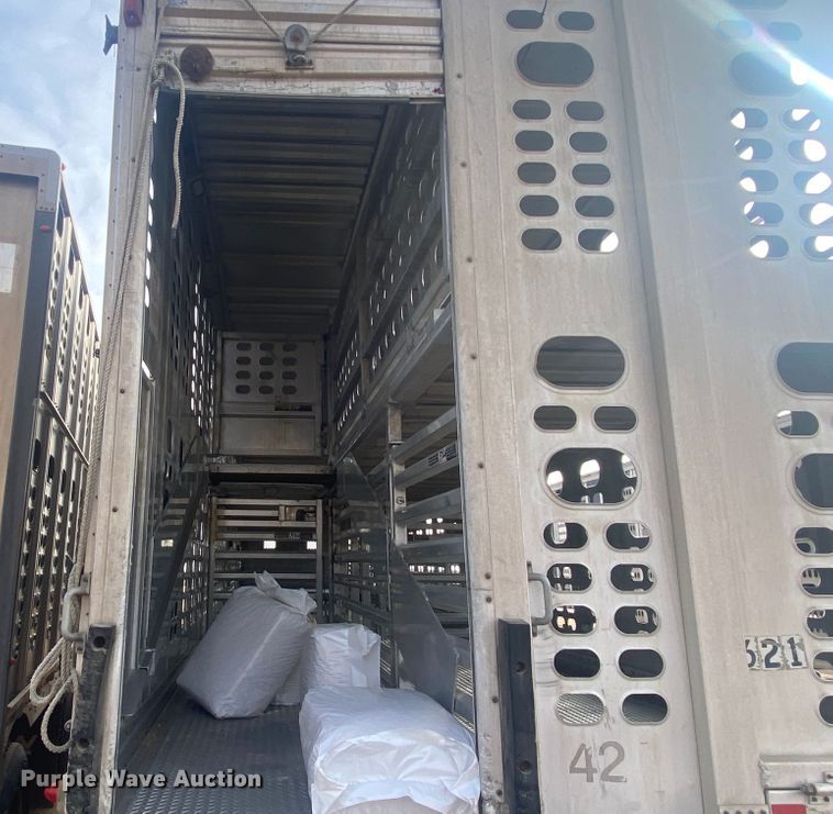 image for item DL6166 2009 Wilson PSADL-400P  livestock trailer