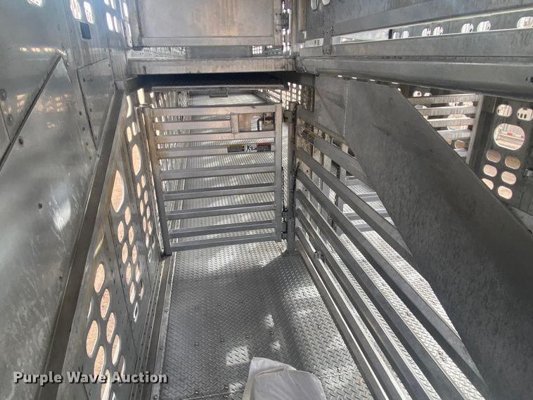 image for item DL6166 2009 Wilson PSADL-400P  livestock trailer