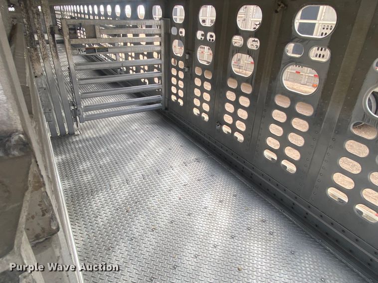 image for item DL6166 2009 Wilson PSADL-400P  livestock trailer