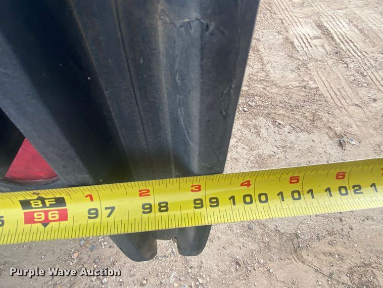 image for item DL6166 2009 Wilson PSADL-400P  livestock trailer