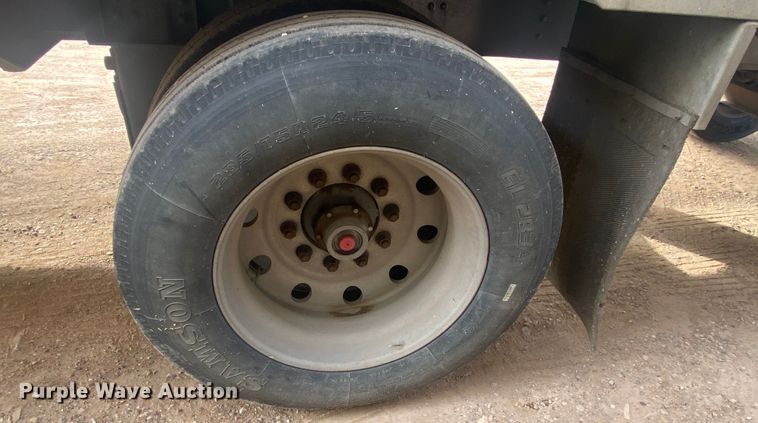 image for item DL6166 2009 Wilson PSADL-400P  livestock trailer