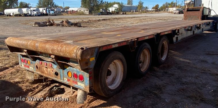 image for item DL6182 1981 Aztec AZ43T  oilfield trailer