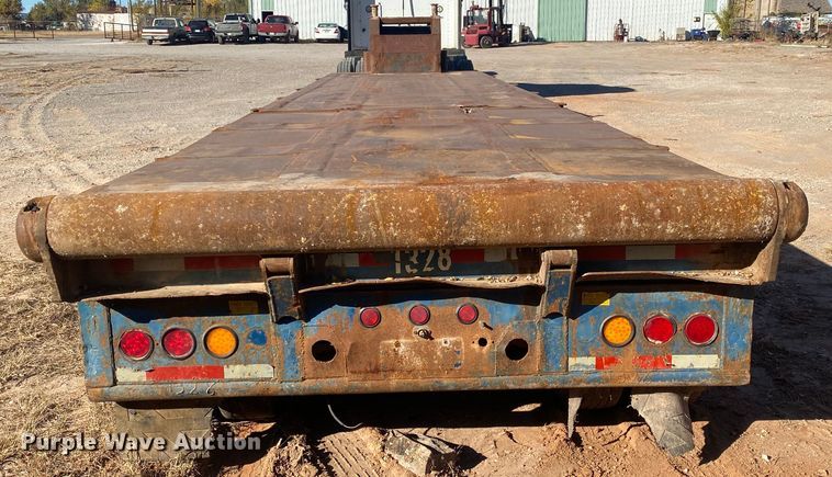 image for item DL6182 1981 Aztec AZ43T  oilfield trailer
