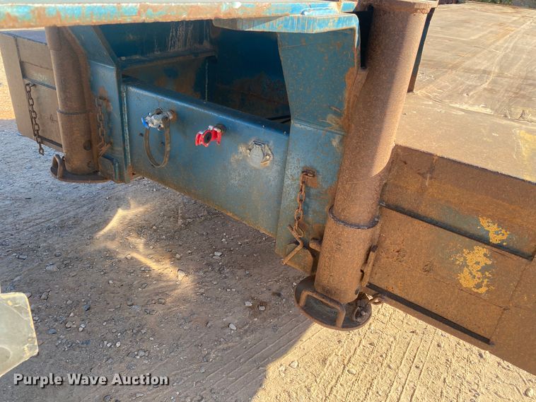 image for item DL6182 1981 Aztec AZ43T  oilfield trailer