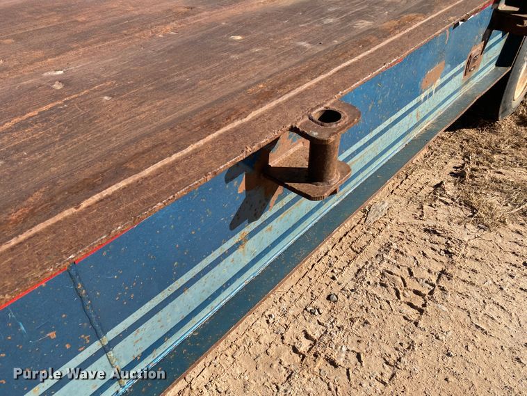 image for item DL6182 1981 Aztec AZ43T  oilfield trailer