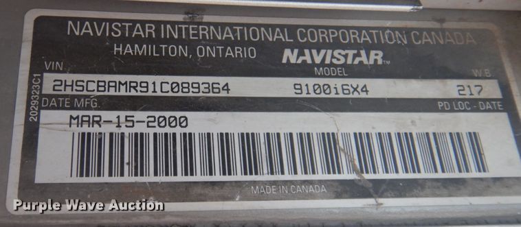 image for item DM5304 2001 International 9100i  semi truck