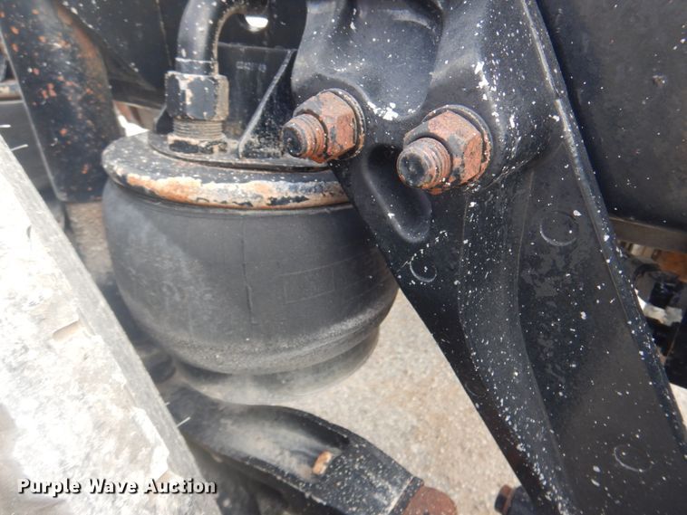 image for item DM5305 2003 Kenworth T800  semi truck