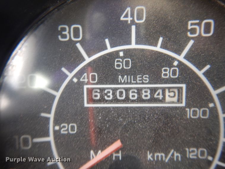 image for item DM5305 2003 Kenworth T800  semi truck