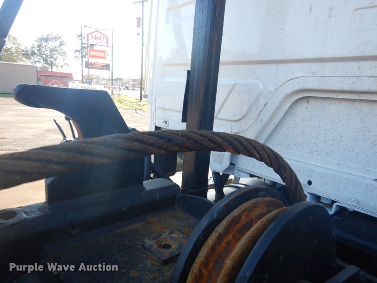 image for item DM5306 2002 Freightliner FL112  roll-off container truck