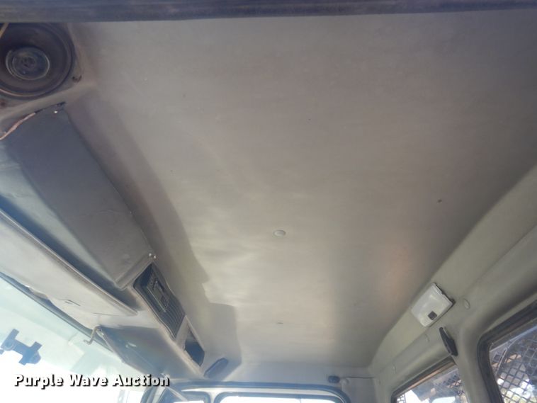 image for item DM5306 2002 Freightliner FL112  roll-off container truck