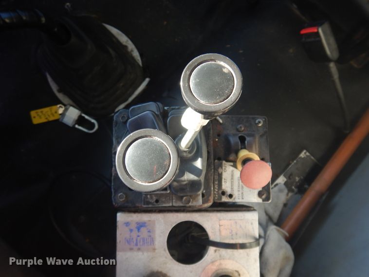 image for item DM5306 2002 Freightliner FL112  roll-off container truck