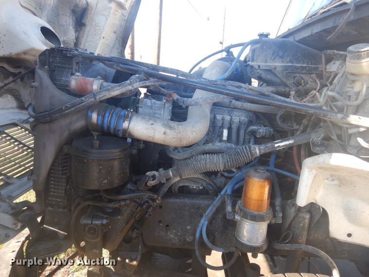 image for item DM5306 2002 Freightliner FL112  roll-off container truck