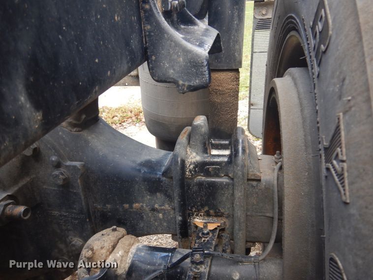 image for item DM5317 2016 Freightliner Cascadia 125  semi truck