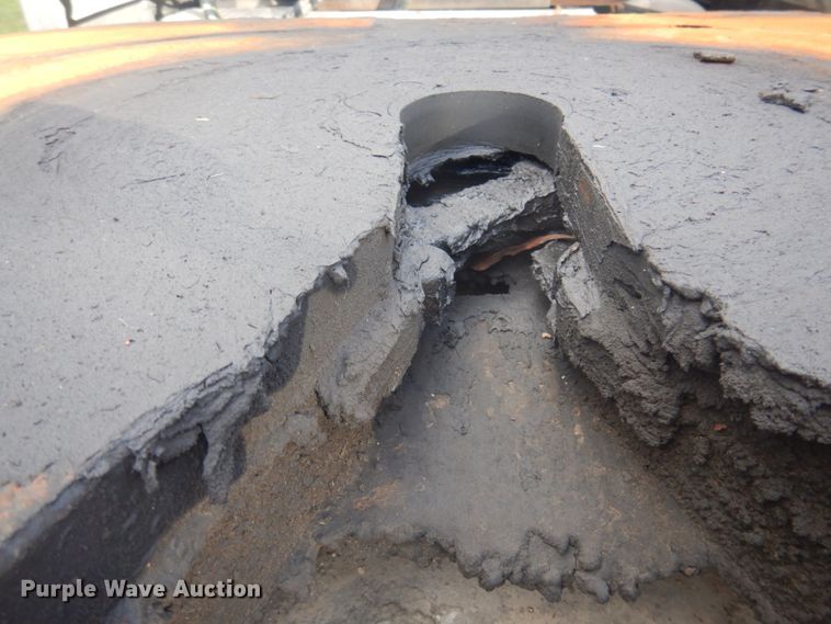 image for item DM5317 2016 Freightliner Cascadia 125  semi truck