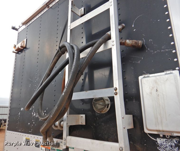 image for item DM8994 2008 Wilson DMG-550WB  walking floor trailer