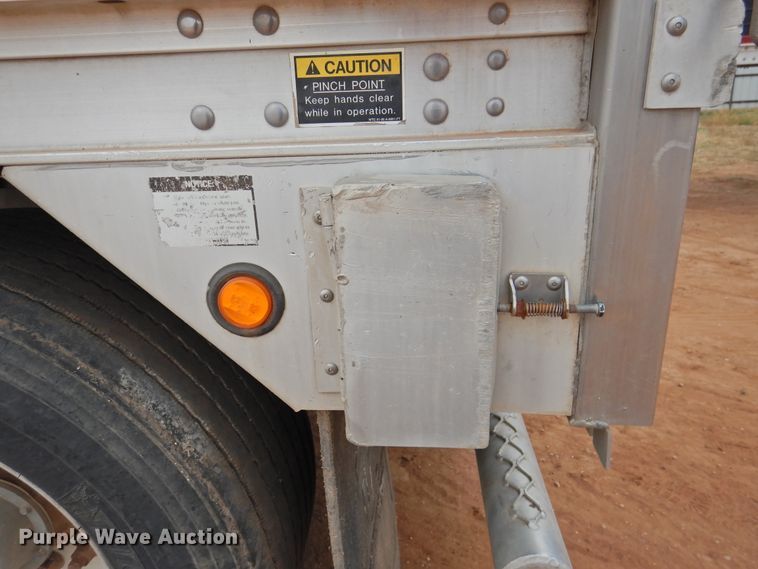 image for item DM8994 2008 Wilson DMG-550WB  walking floor trailer