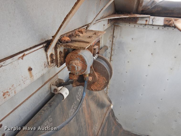 image for item DM8995 2007 Wilson DWG-550WB  walking floor trailer