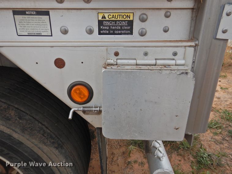 image for item DM8995 2007 Wilson DWG-550WB  walking floor trailer