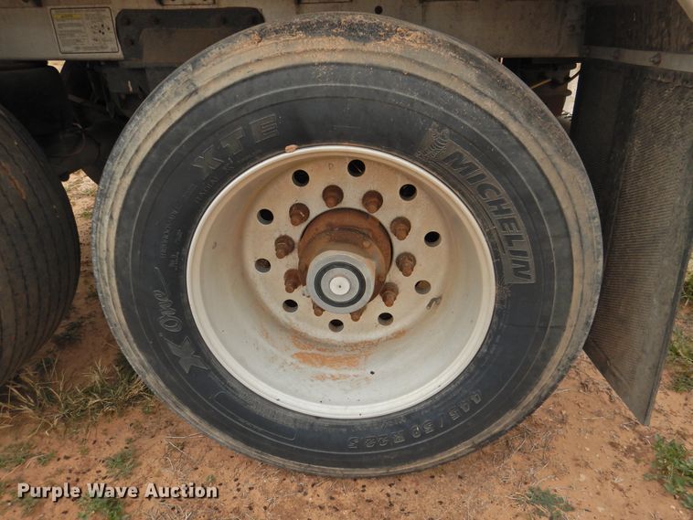 image for item DM8995 2007 Wilson DWG-550WB  walking floor trailer