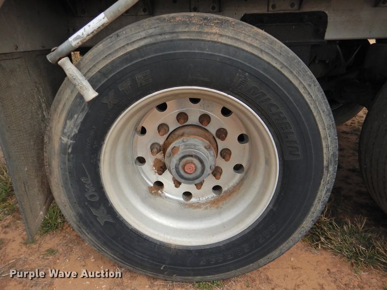 image for item DM8995 2007 Wilson DWG-550WB  walking floor trailer