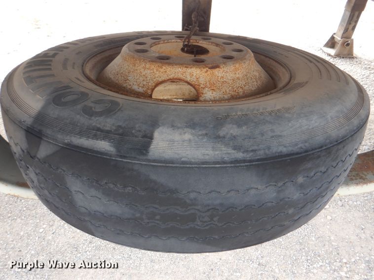 image for item DN6520 1990 American Trailers Inc A751  dry van trailer