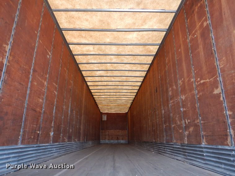 image for item DN6521 2001 Utility Trailer MFG VS2DC  dry van trailer