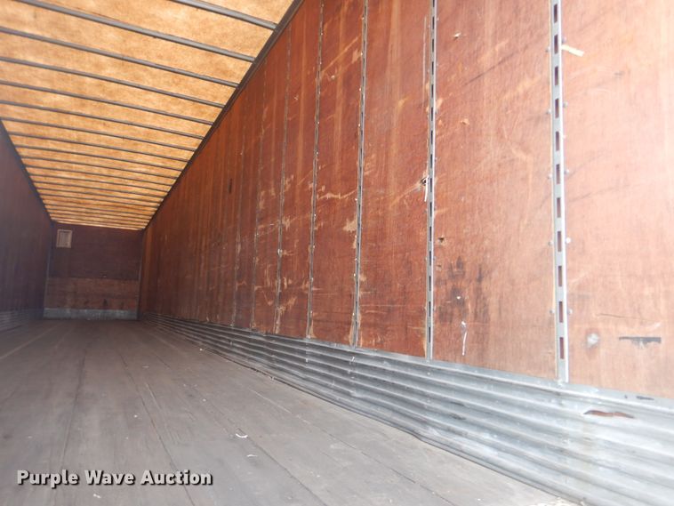 image for item DN6521 2001 Utility Trailer MFG VS2DC  dry van trailer