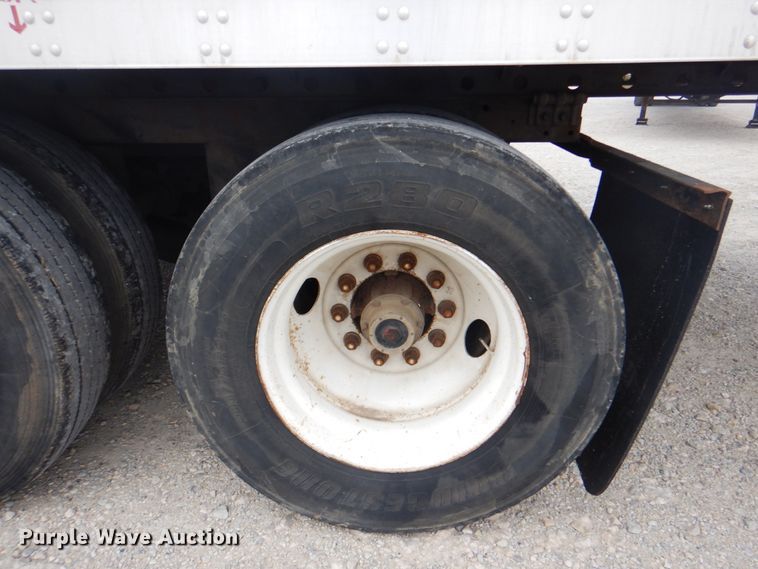 image for item DN6521 2001 Utility Trailer MFG VS2DC  dry van trailer