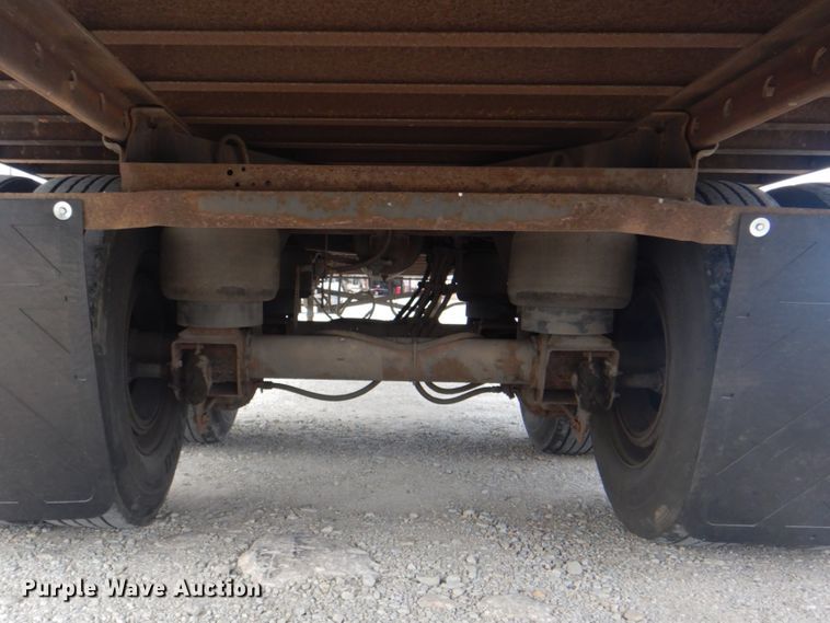 image for item DN6521 2001 Utility Trailer MFG VS2DC  dry van trailer