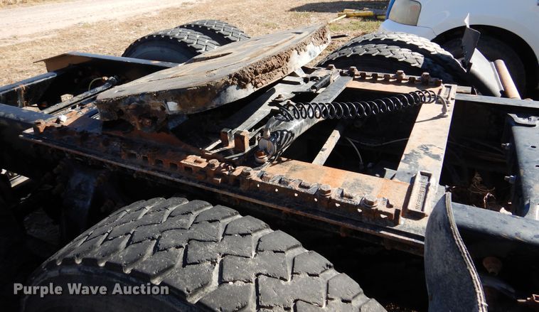 image for item DN8755 2006 Sterling LT9500  semi truck