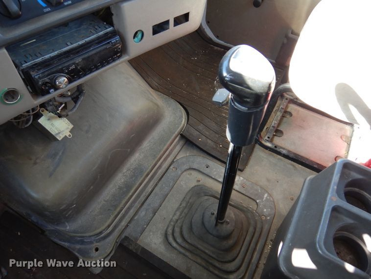 image for item DN8755 2006 Sterling LT9500  semi truck