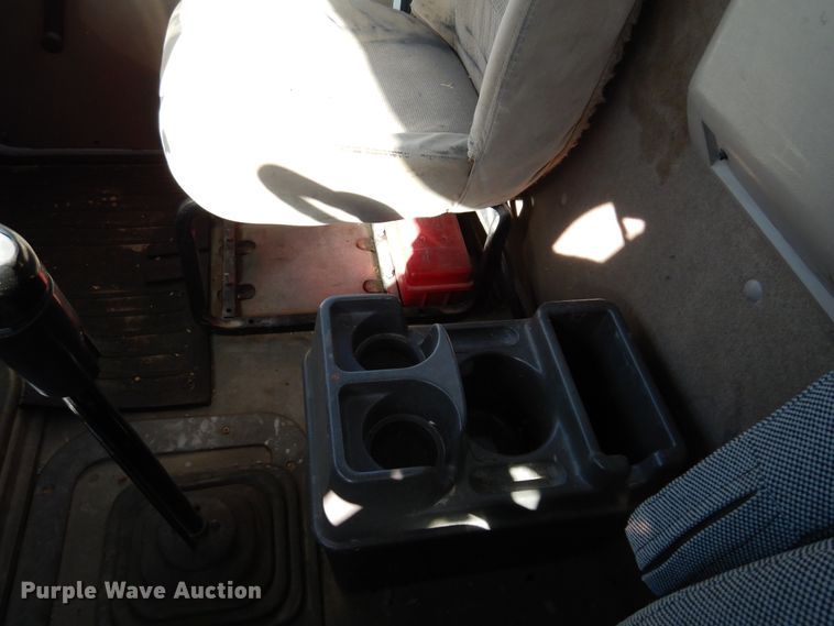 image for item DN8755 2006 Sterling LT9500  semi truck